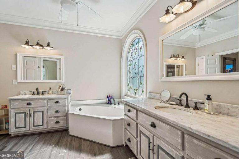 4137 Hiram Lithia Springs Road, Powder Springs, GA 30127