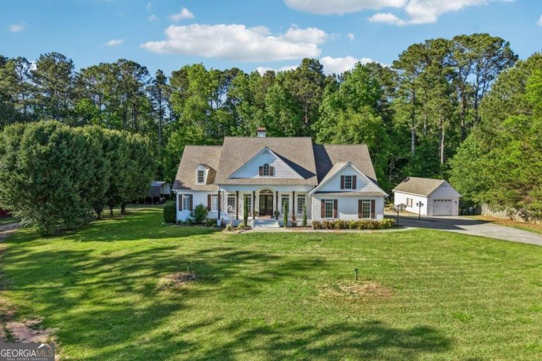 4137 Hiram Lithia Springs Road, Powder Springs, GA 30127