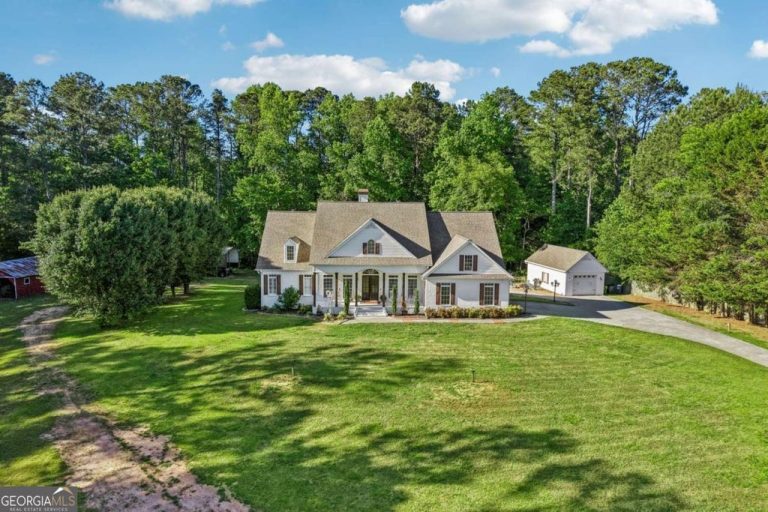 4137 Hiram Lithia Springs Road, Powder Springs, GA 30127