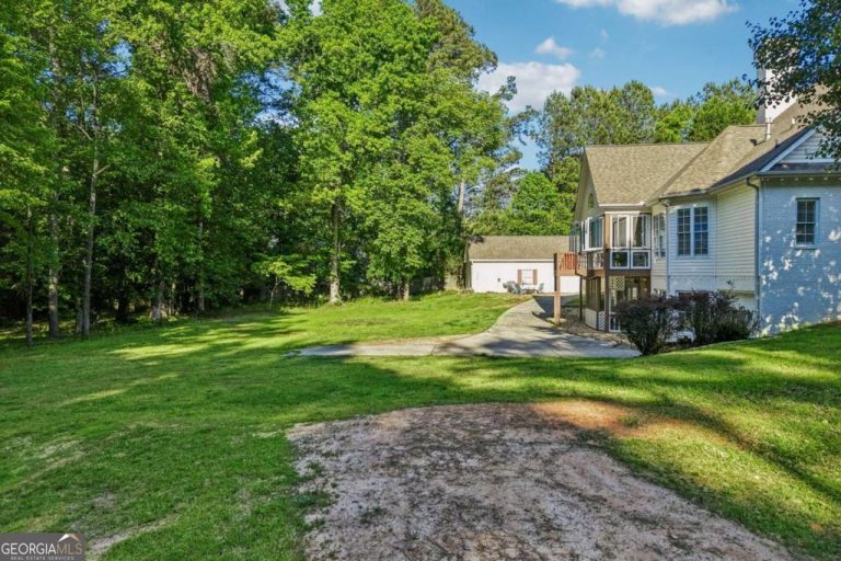 4137 Hiram Lithia Springs Road, Powder Springs, GA 30127