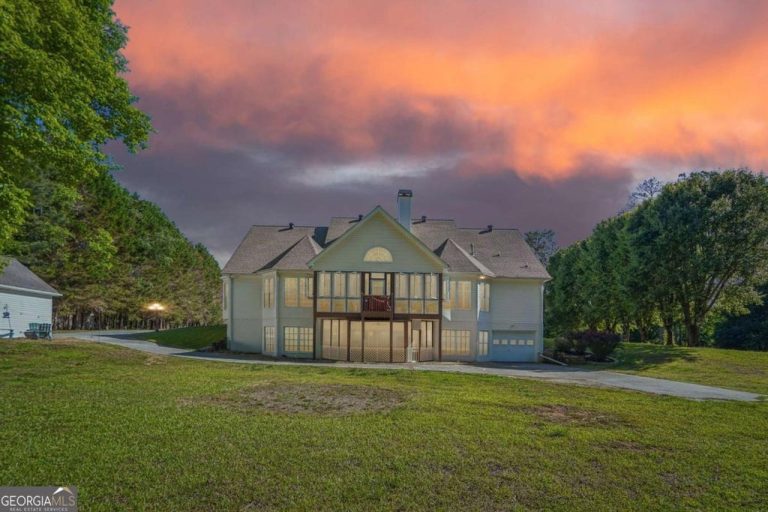 4137 Hiram Lithia Springs Road, Powder Springs, GA 30127