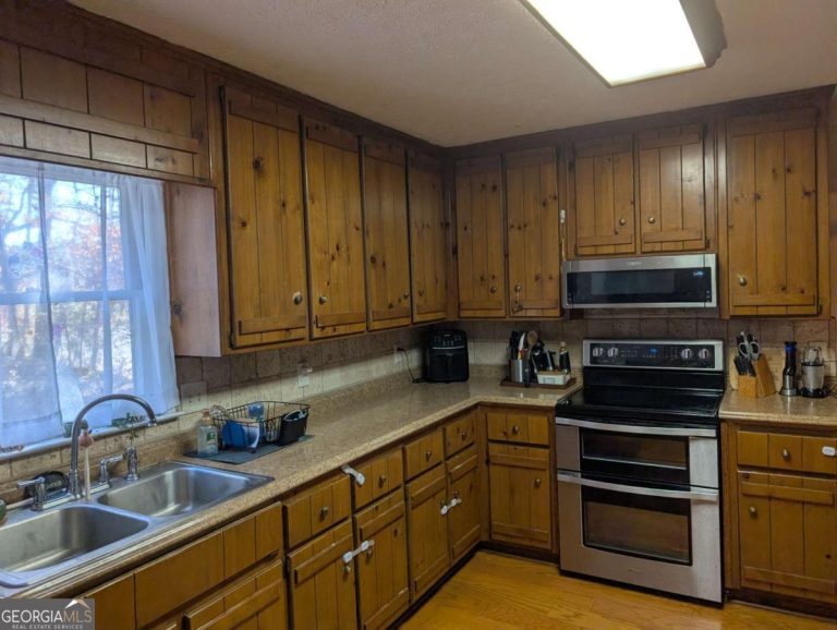 4324 Alison Jane Drive Ne, Kennesaw, GA 30144
